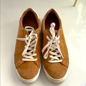 Old Navy Court Sneakers sz 7